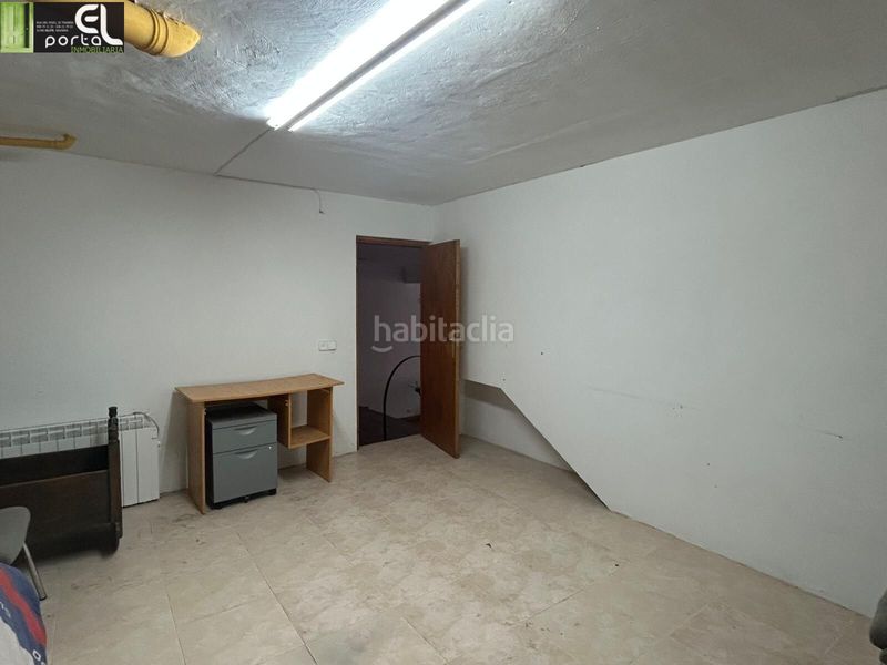 Foto 61d79b97-8700-49e8-b6e2-88c9e0bcf317. Local comercial a Olite
