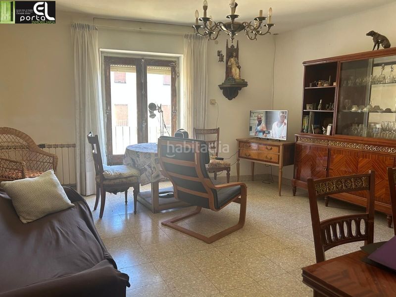 Foto 817ade68-2702-43c6-837a-0d4520120588. Casa a Murillo el Fruto