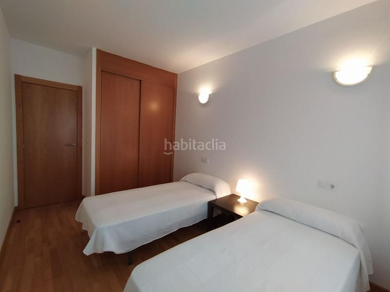 Foto 08063b24-3d27-4bf2-8577-db3a58f7863c. Piso en avenida constitución 136 " ideal para vacaciones " en Cariño