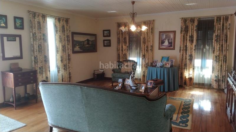 Foto 566cb880-9643-49d1-8991-c6c2c93c10b6. Casa en avenida constitución 24 * * propiedad exclusiva * * 
* propiedad con un gran potencial de negocio (restauración, pequeño hotel urbano, comercio, alqui en Cariño