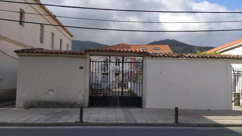 Foto 85b9a202-b13d-484f-a233-f11a69bbea08. Casa en avenida constitución 24 * * propiedad exclusiva * * 
* propiedad con un gran potencial de negocio (restauración, pequeño hotel urbano, comercio, alqui en Cariño