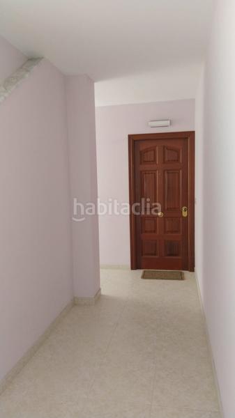 Foto f75711d8-433c-414c-aa23-750e22341df0. Piso en avenida do sagrón 56 ** buen precio ** en Cariño