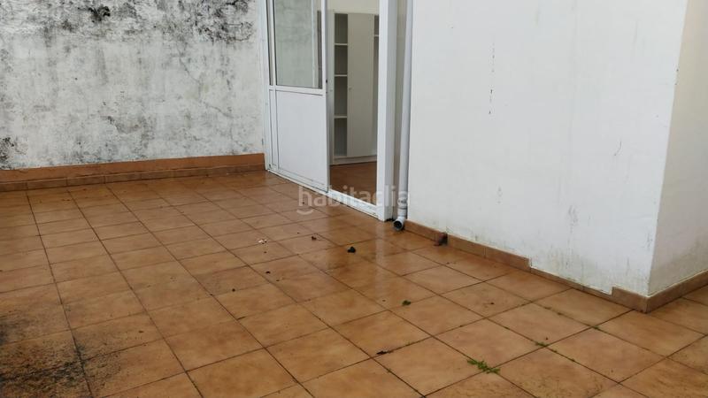 Foto 01a2bb02-fcf4-448f-a1f0-fe74d81a3b5b. Casa en rúa manuel fraga iribarne 15 * * pleno centro neurálgico * * en Cariño