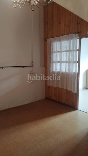 Foto 27799525-7380-4928-89e7-a8bc24745903. Casa en rúa manuel fraga iribarne 15 * * pleno centro neurálgico * * en Cariño