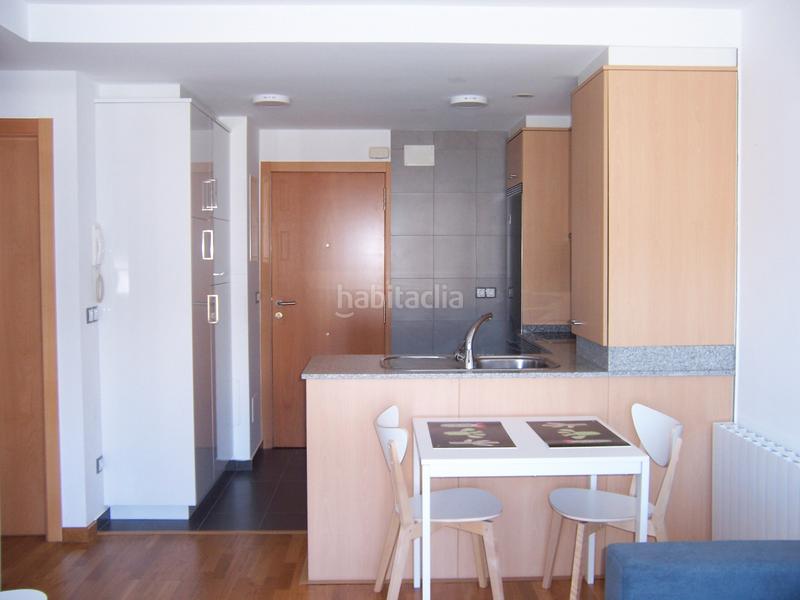 Foto c78f1108-35a6-4ece-97c4-282c2d44ed38. Lloguer apartament a rúa eduardo pondal 39 a Cariño