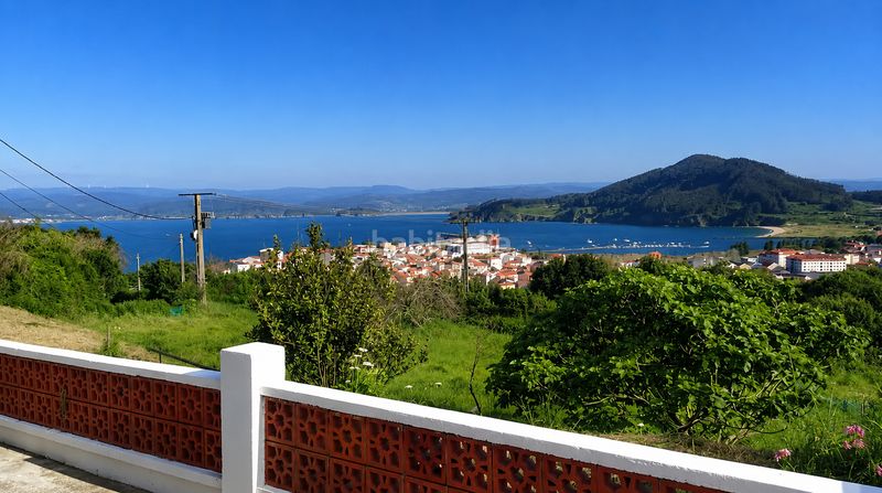 Foto a5c03d25-d346-43c2-9cf4-be9fe2ecd525. Casa amb aparcament a Cariño