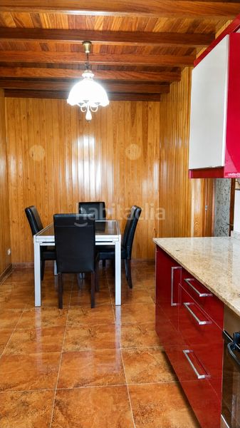 Foto a7dcbd8c-bd32-4f40-b39e-d8a6b650e0fb. Casa amb aparcament a Cariño