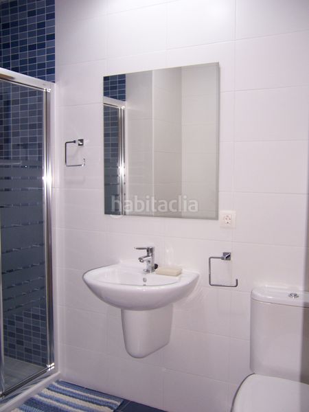Foto ab50c17e-c5b1-4882-82c9-8defeba61496. Piso en rúa río maguleiro 8 ** primera linea de playa ** en Cariño