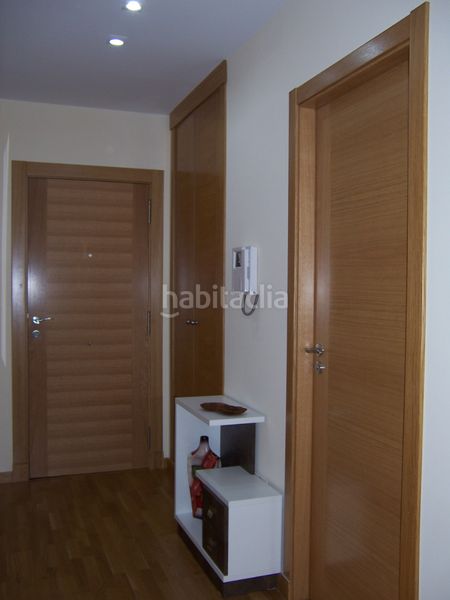 Foto b4d67fea-7167-4f64-b47b-2e649b382016. Piso en rúa río maguleiro 8 ** primera linea de playa ** en Cariño
