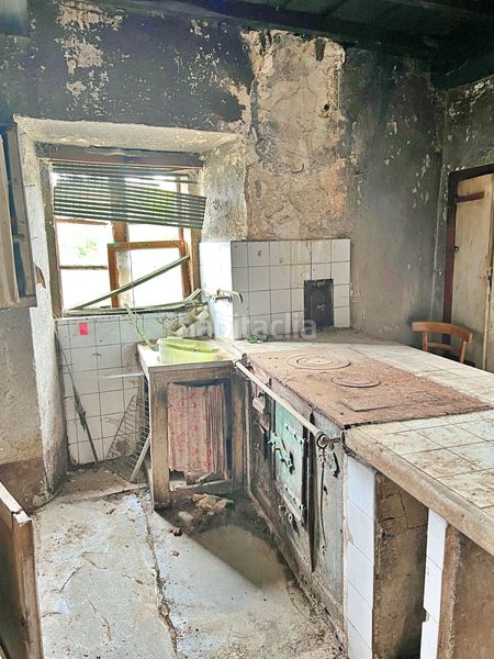 Foto fc858693-42a0-4de2-a9eb-886307a54d64. House in Pobra do Brollón (A)