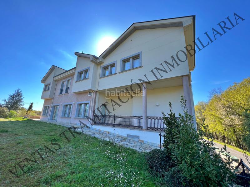 Foto a999a48c-ae67-4408-9d73-33191798940d. Edifici a Incio (O)