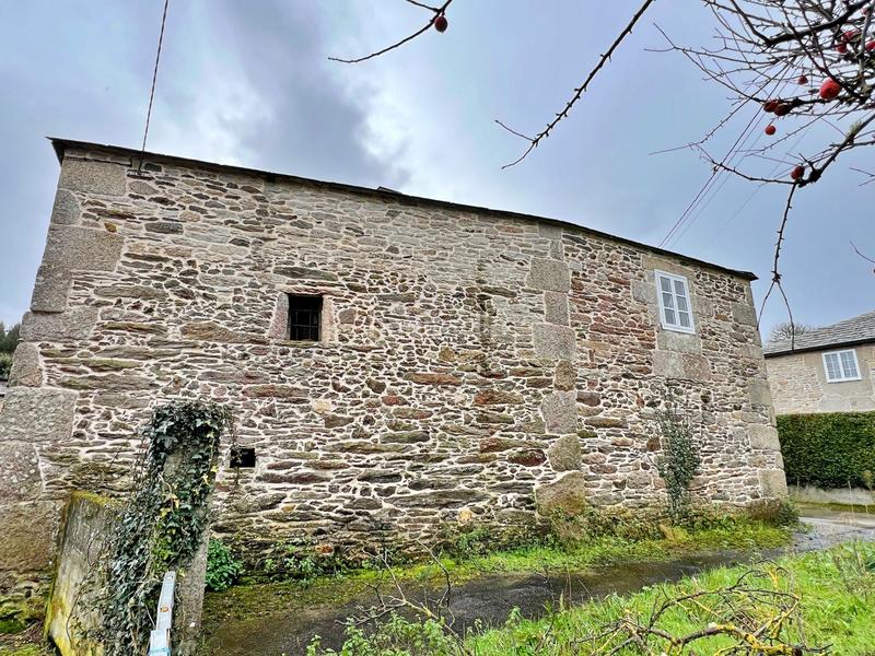 Foto 129b853b-7fe1-4e7d-875f-bf40ea87b1cd. Casa in Outeiro de Rei