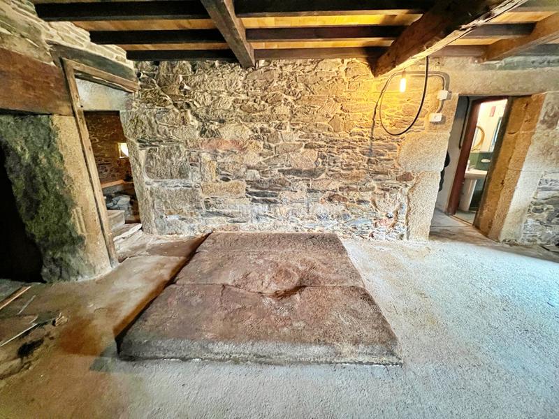 Foto dfb8a4a2-ea11-4b44-83ee-b9b6e447f2c8. Casa in Outeiro de Rei