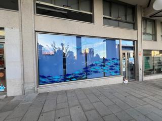 Location Local commercial à Acea de Olga - Augas Férreas. Bajo en alquiler en plaza augas ferreas