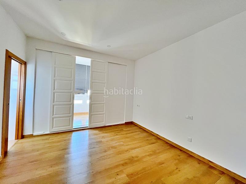 Foto c825dfa4-b7ae-4936-9d0c-e0721fc5152a. Location appartement avec chauffage parking dans Centro - Recinto Amurallado Lugo