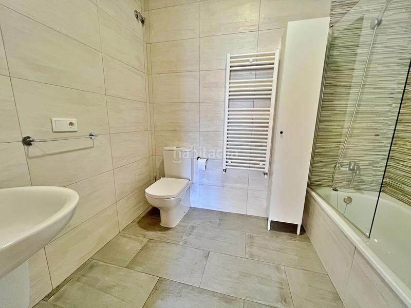 Foto cd3e9a55-5567-490e-8d90-d63a771bdcec. Location appartement avec chauffage parking dans Centro - Recinto Amurallado Lugo