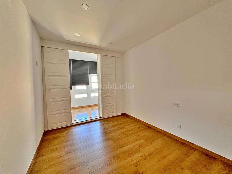 Foto f1f7a6e6-6b3d-49b5-81d6-b088af3f4dee. Location appartement avec chauffage parking dans Centro - Recinto Amurallado Lugo