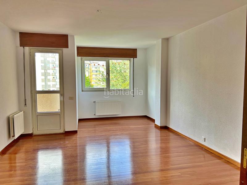 Foto 42dfd207-ddaa-41ba-a7c6-9f45f52ec0de. Flat with heating parking in Recatelo - O Carme Lugo