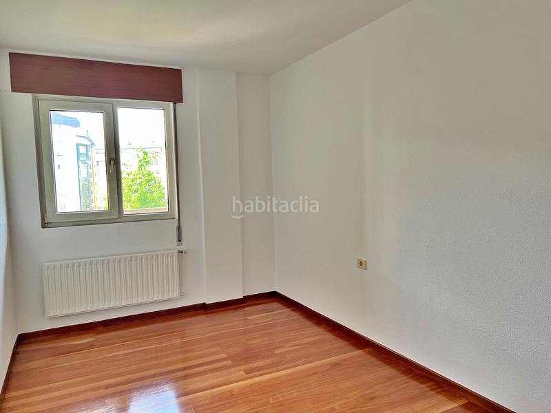 Foto cea0037b-03fe-4132-8d97-483847b29500. Flat with heating parking in Recatelo - O Carme Lugo