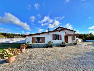 Xalet en Outeiro de Rei. Chalet en zona outeiro rei