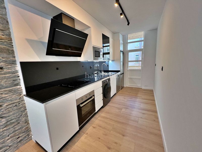 Foto 6b0fa2df-0de1-47c3-92a0-fb3c39f720d9. Lloguer pis amb calefacció aparcament a Centro - Recinto Amurallado Lugo