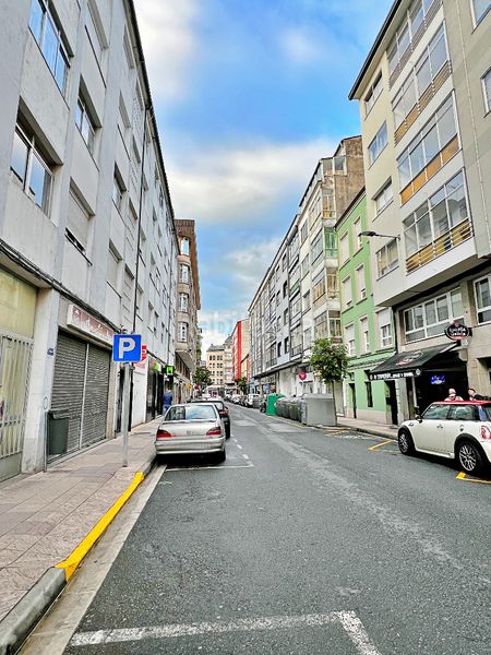 Foto db0f6ad8-4df1-41e7-927d-9f6cb9e07d95. Pis a A Milagrosa Lugo
