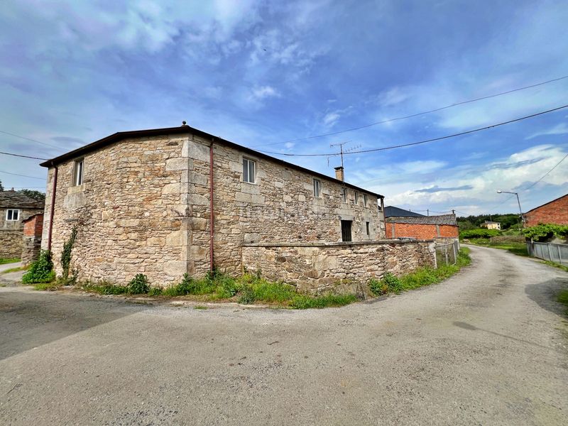 Foto 0d319f78-9710-4e1b-b24d-976bc1c8615b. Casa a Friol