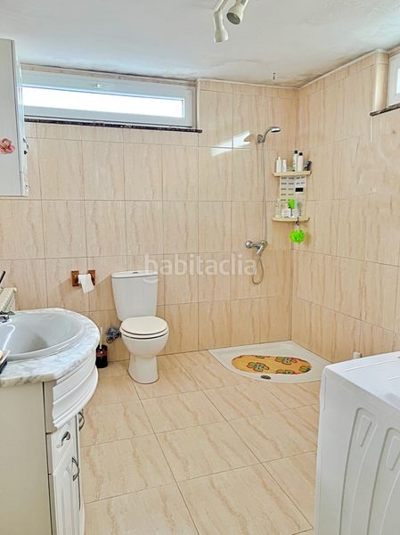 Foto b050a90b-f629-4886-9e35-bf517394f7b9. Casa amb calefacció aparcament a Parroquias del Oeste Lugo