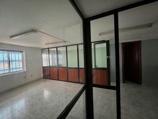 Rent Business premise in Rúa san roque 71. Entresuelo acondicionado listo para entrar