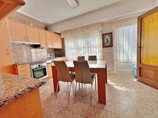 Pis  Rúa do prado. Piso amplio y soleado de 97 m² útiles en calle prado de lugo