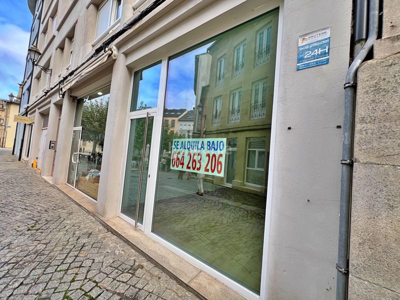 Foto 32e1ebd2-c60d-4dd8-8397-911e26e95b12. Rent business premise in plaza de la soledad 1 in Lugo