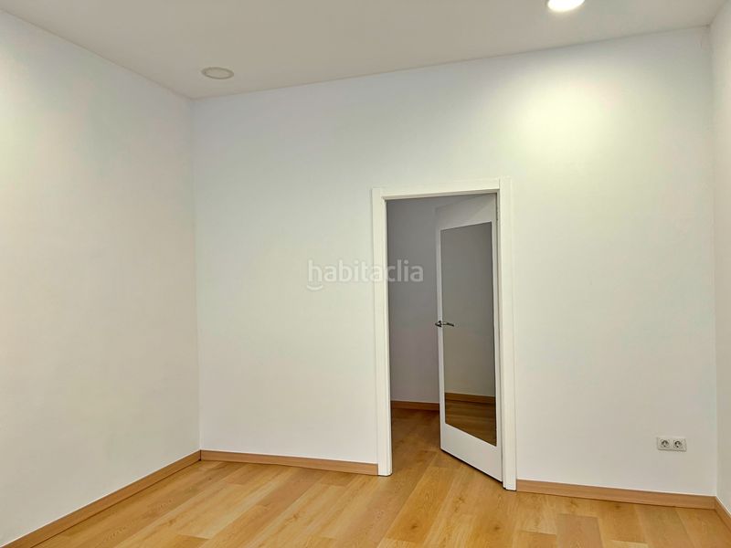 Foto d47393e8-33f3-49a8-b1c3-228c1d260606. Rent business premise in plaza de la soledad 1 in Lugo