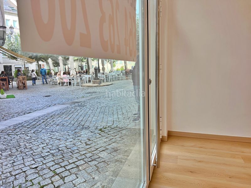 Foto eadd0fba-4d44-469e-ae0d-75a6784e8421. Rent business premise in plaza de la soledad 1 in Lugo