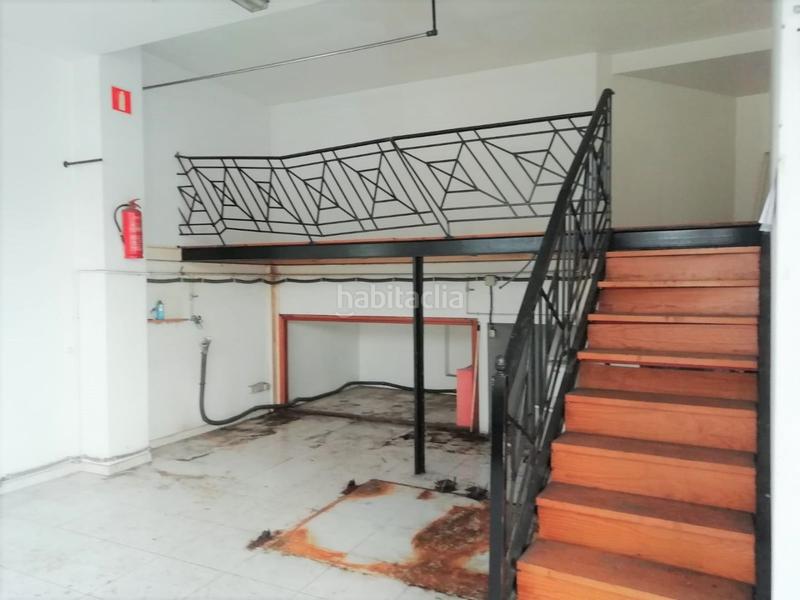Foto 73c8147b-a20e-4650-a56f-1b44007eed21. Local comercial a Los Rosales Coruña (A)