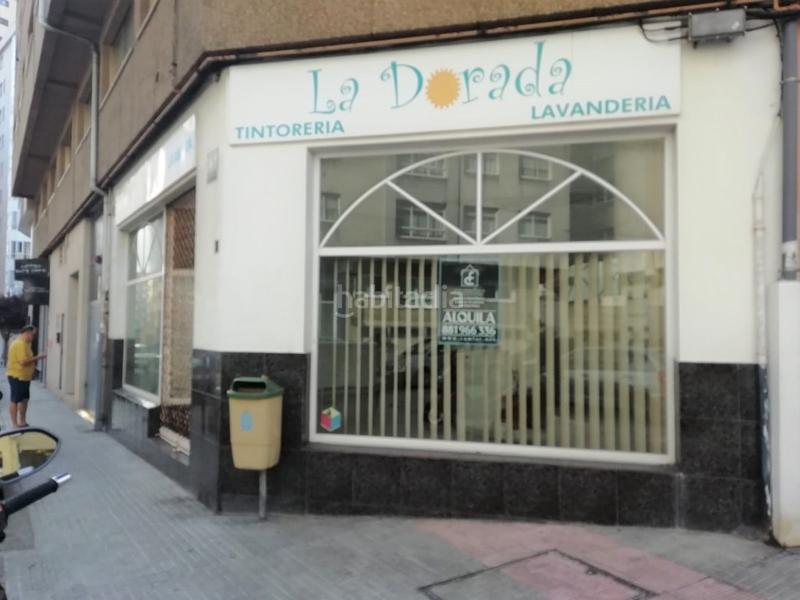 Foto a0fb96a0-07fc-4676-a25b-c5d0b5aa6e89. Local comercial a Los Rosales Coruña (A)