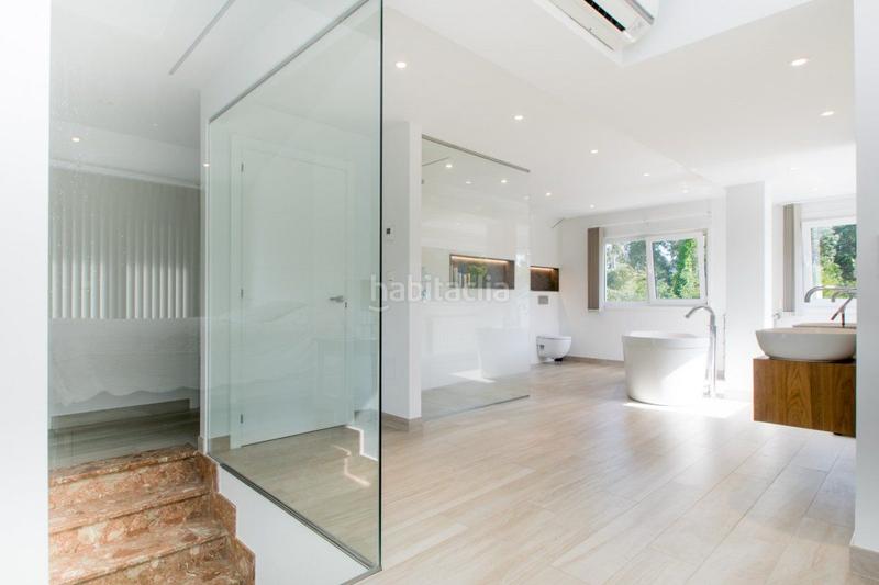 Foto 09293cdb-f3ec-4058-bdcd-e12de68b8b79. Casa fantástico chalet reformado en san pedro de Nós en Oleiros