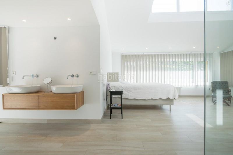 Foto 265d4617-3407-40c0-b317-31cb4cbe3b67. Casa fantástico chalet reformado en san pedro de Nós en Oleiros