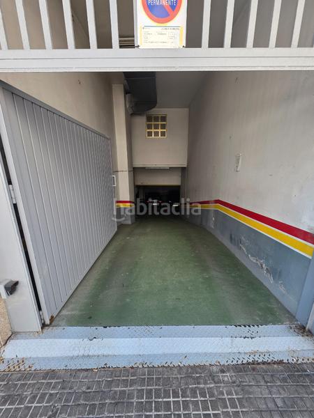 Foto c0dcc15b-b693-43d2-a7af-7db3173b37e0. Affitto posto auto in rúa arquitecto rey pedreira 23 in Coruña (A)