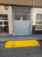 Location Parking voiture à Rúa arquitecto rey pedreira 23. Amplia plaza de garaje en arquitecto rey pedreira