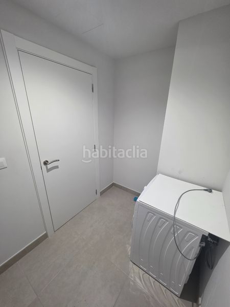 Foto f68304c2-f2ef-44e9-9cbc-ae903e3211ac. Pis amb calefacció aparcament a Eirís Coruña (A)