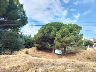 Terrain résidentiel à Can Carreras - Montessol. Solar edificable en venta  pineda de mar de 600 m2