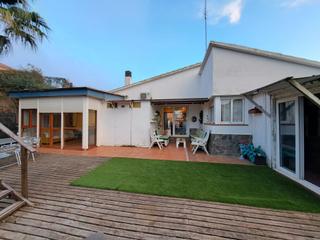 Maison dans Malgrat de Mar. Casa en venta en sant  gens de palafolls