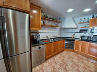 Maison à Les Creus. Casa de grandes dimensiones en venta en pineda de mar