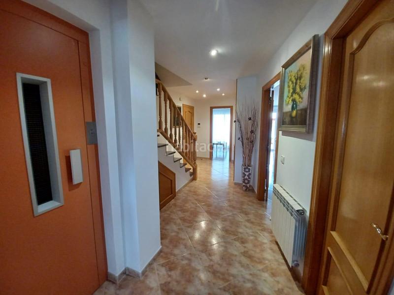 Foto 55f50ea2-c514-4238-a9c7-f9a91b29e86e. Casa amb calefacció a Les Creus Pineda de Mar