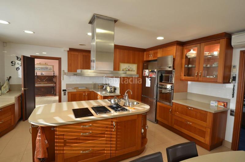Foto a36627bd-da43-4e2a-a67f-eb8016261ca8. Casa elegant i exclusiva casa en venda a en Santa Susanna