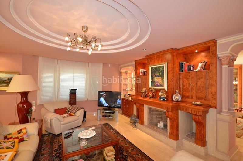 Foto f2d75d53-6cbc-41b0-9b0b-a1c5f8c6f154. Casa elegant i exclusiva casa en venda a en Santa Susanna