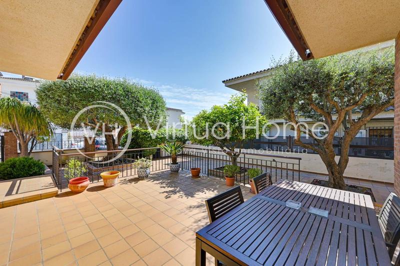 Foto 1aeeb41b-183e-4841-800d-4852e3809c1b. Xalet amb calefacció aparcament a Pinemar Pineda de Mar