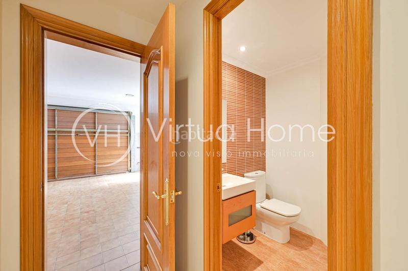 Foto 268fe083-7648-4b01-bc86-f5035f26bf3a. Xalet amb calefacció aparcament a Pinemar Pineda de Mar