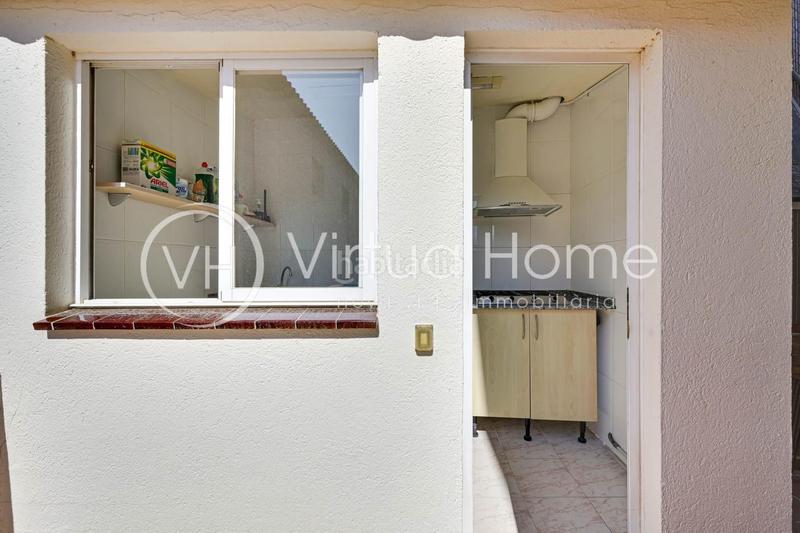 Foto 343216d4-34c9-4b8e-bb52-9ece8d2ab6d2. Xalet amb calefacció aparcament a Pinemar Pineda de Mar