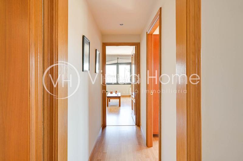 Foto 3f7918e6-e4ad-4079-a3f8-39d4a92201ea. Xalet amb calefacció aparcament a Pinemar Pineda de Mar